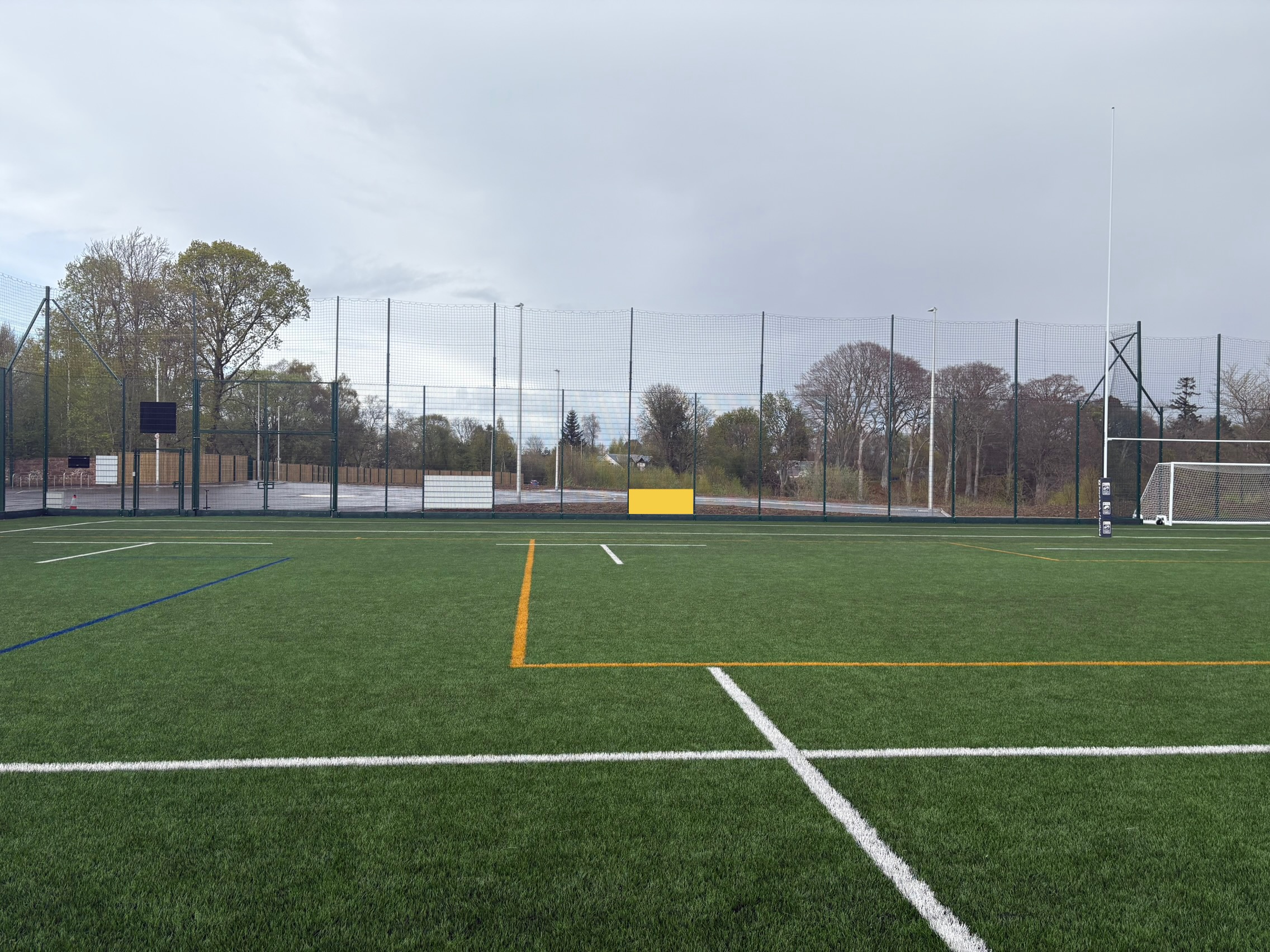 Single sided sponsor board (including production)