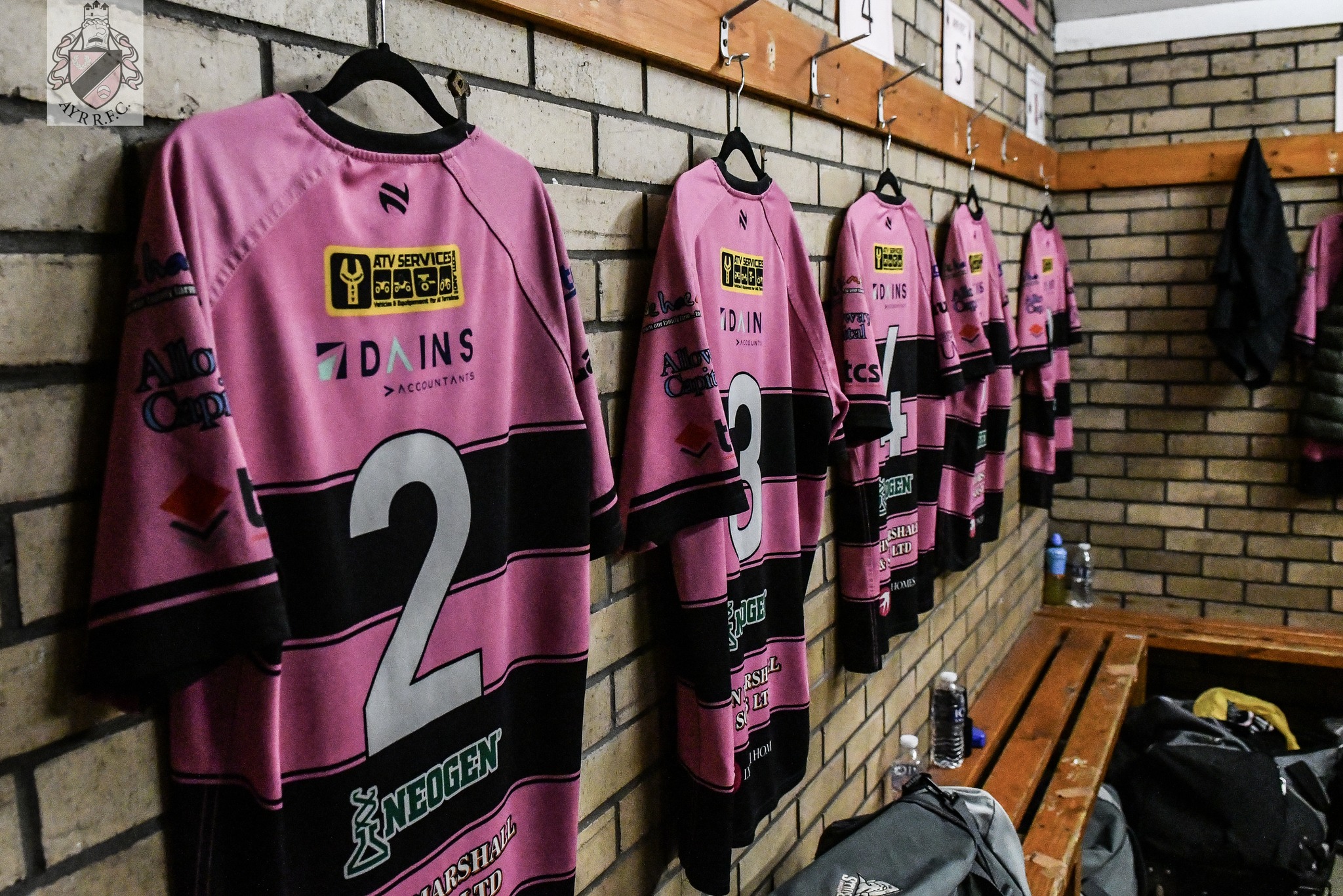 Branding on Senior female strips (sleeve)