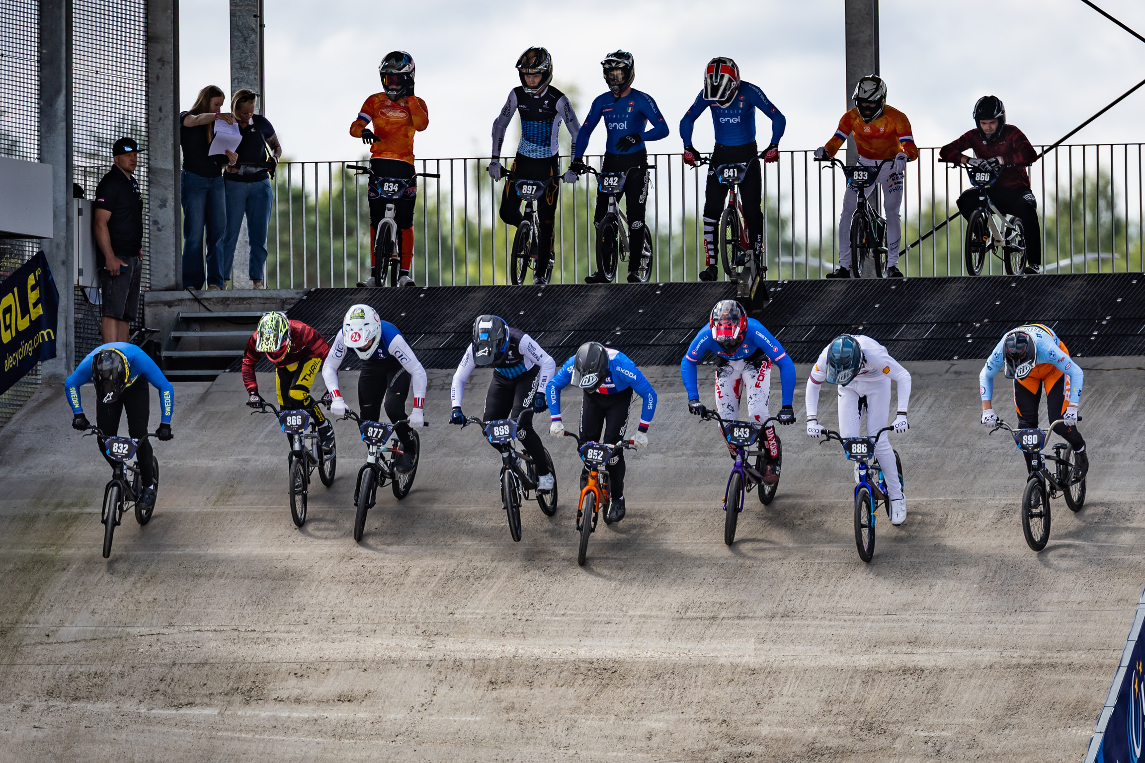 Friends & Family Sponsor